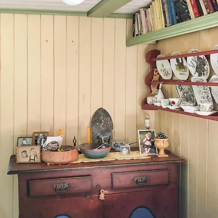 別荘 1 Bedroom Cozy In ヴィンストラ